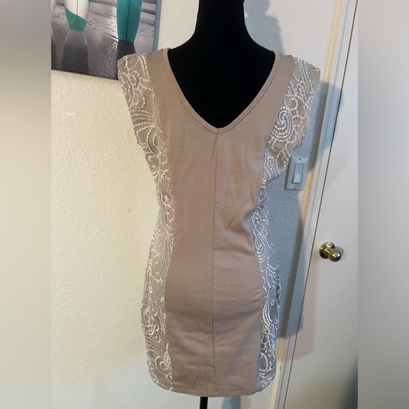 Tee N Rose Taupe Top - Picture 5 of 15